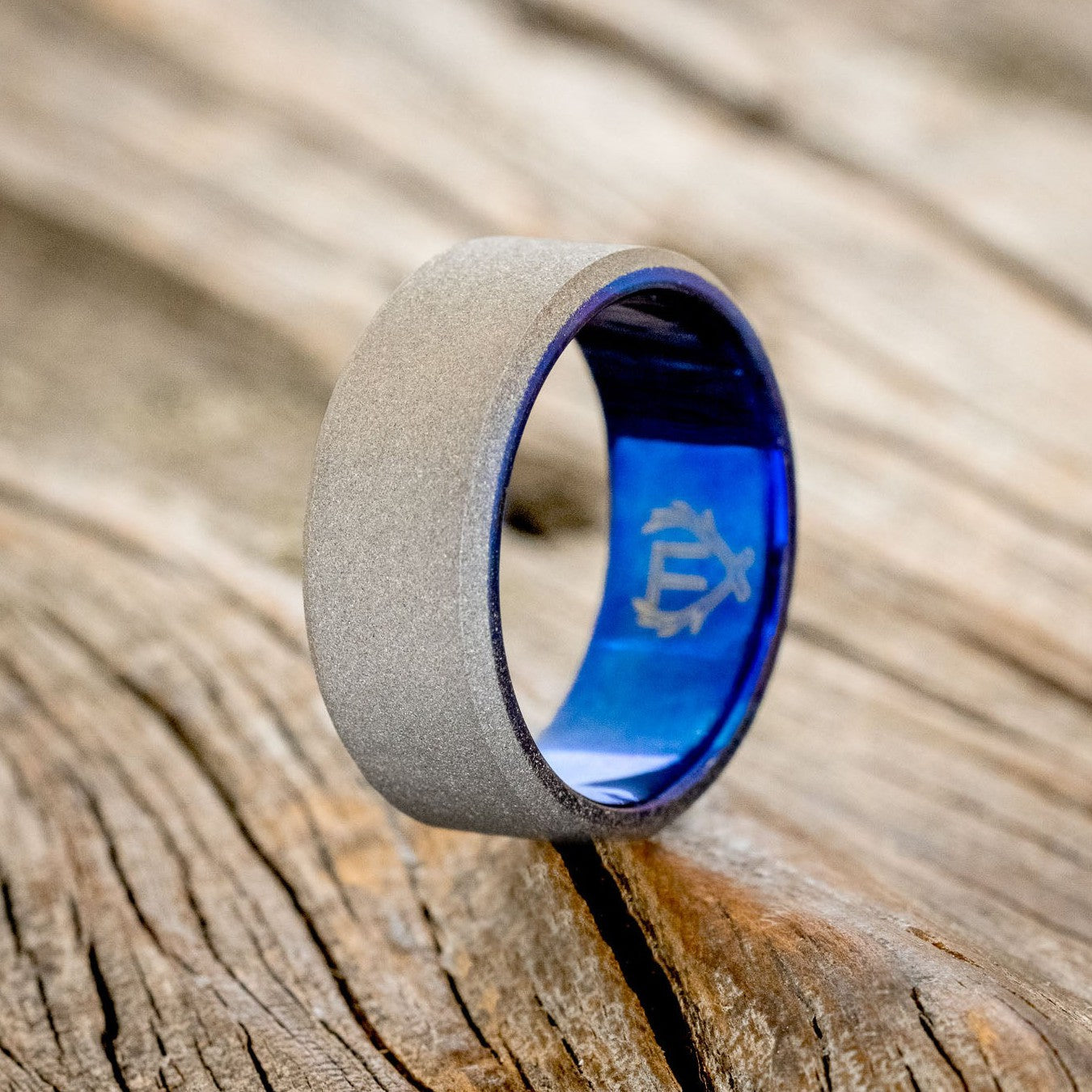 FIRE-TREATED TITANIUM WEDDING RING WITH SANDBLASTED FINISH-1