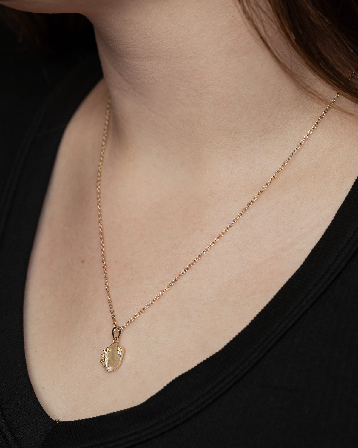 1/20CTW NATURAL DIAMOND ENGRAVABLE FLORAL NECKLACE-Staghead Designs