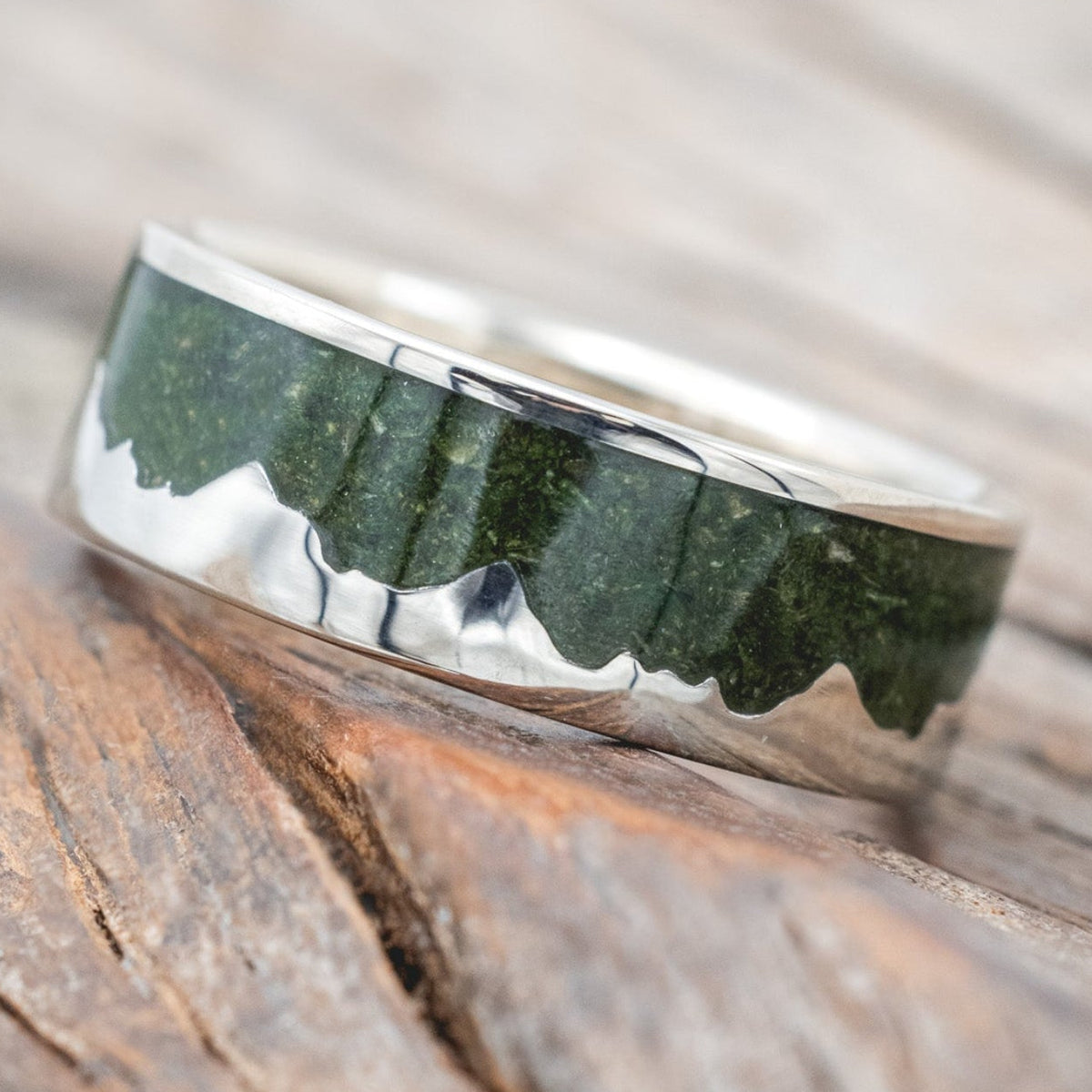 "Helios" - Moss Mountain Range Men's Wedding Band