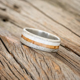 "TANNER" - WHISKEY BARREL OAK & ANTLER WEDDING BAND WITH A HAMMERED FINISH - DAMASCUS STEEL - SIZE 10 3/4-2