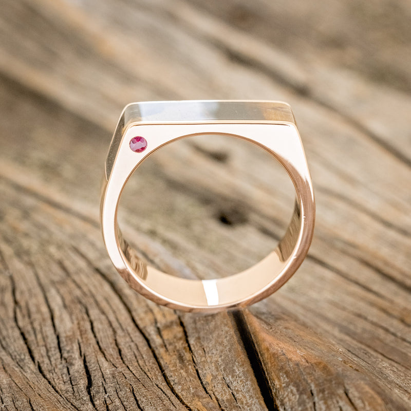 "MESA" - SINGLE CHANNEL WEDDING BAND FEATURING SPALTED MAPLE & RUBIES - SIZE 11 3/4