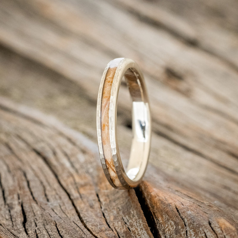 "ETERNA" - WHISKEY BARREL OAK STACKING BAND WITH A HAMMERED FINISH