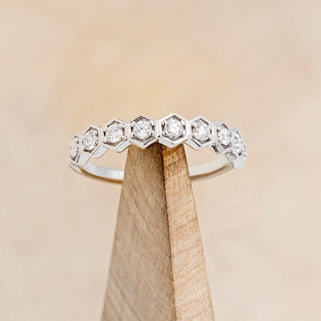 WOMEN'S HEXAGON-STYLE STACKING BAND-Staghead Designs