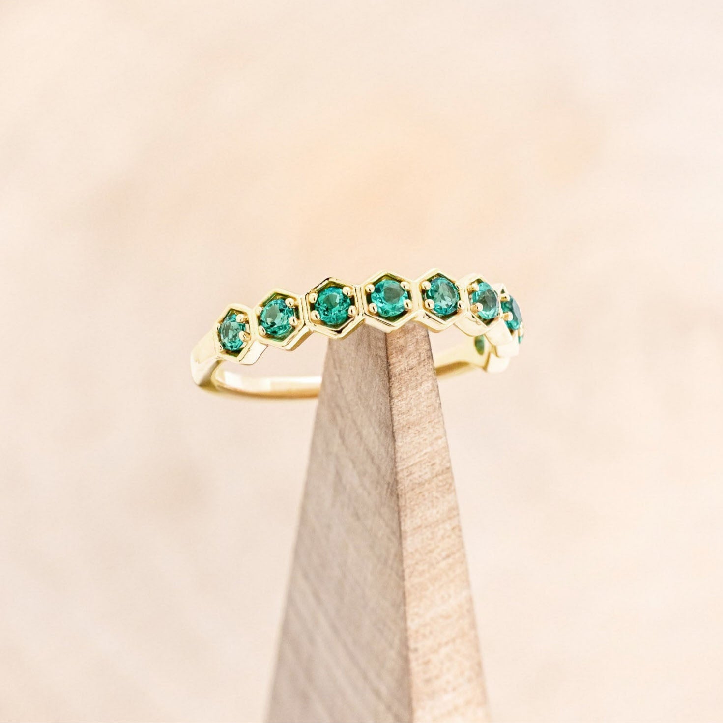 WOMEN'S HEXAGON-STYLE STACKING BAND-Staghead Designs