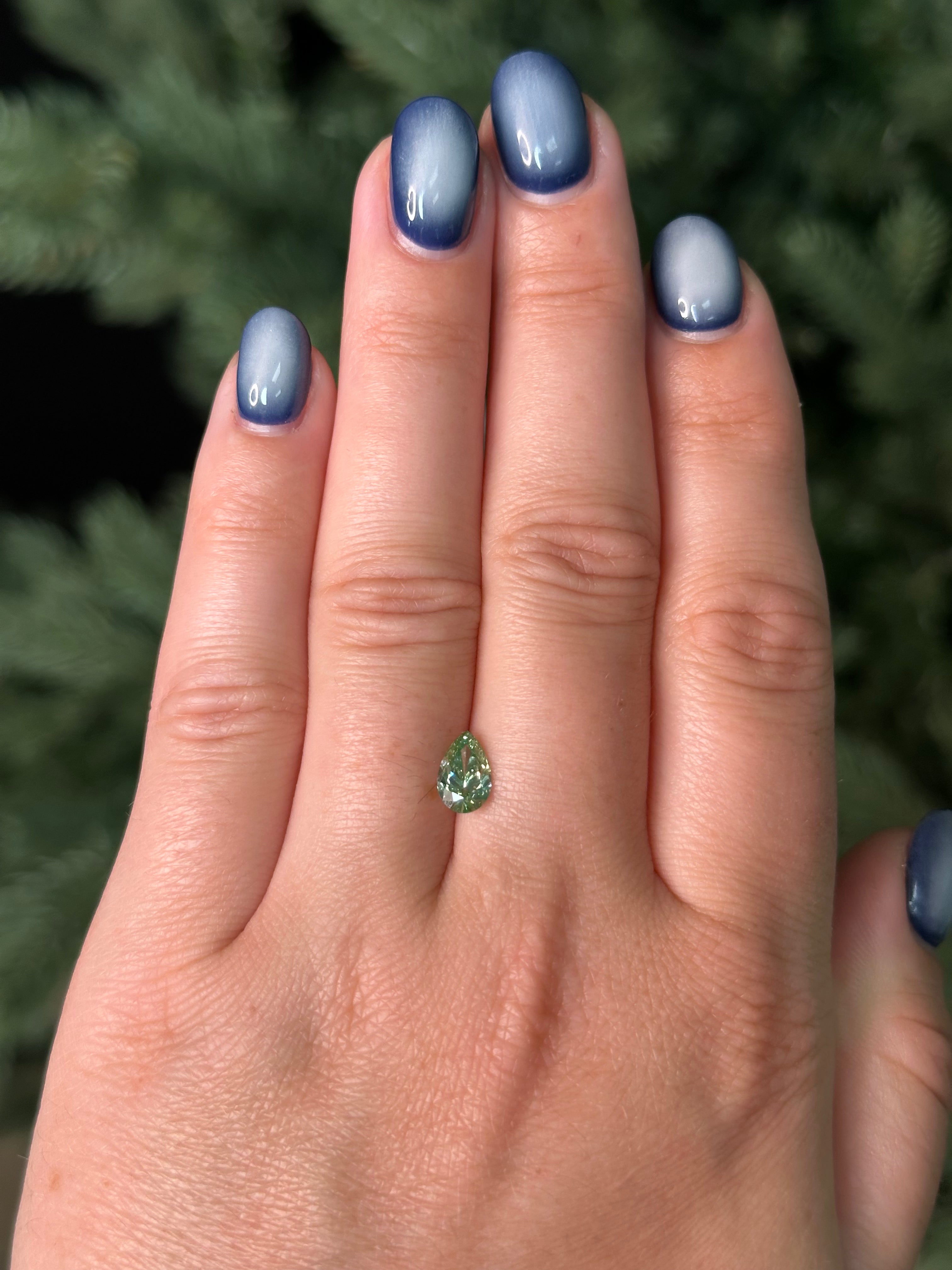 0.91ct 8.63x5.29x3.27mm PEAR FACETED CUT GREEN IRRADIATED DIAMOND - VS1-Staghead Designs