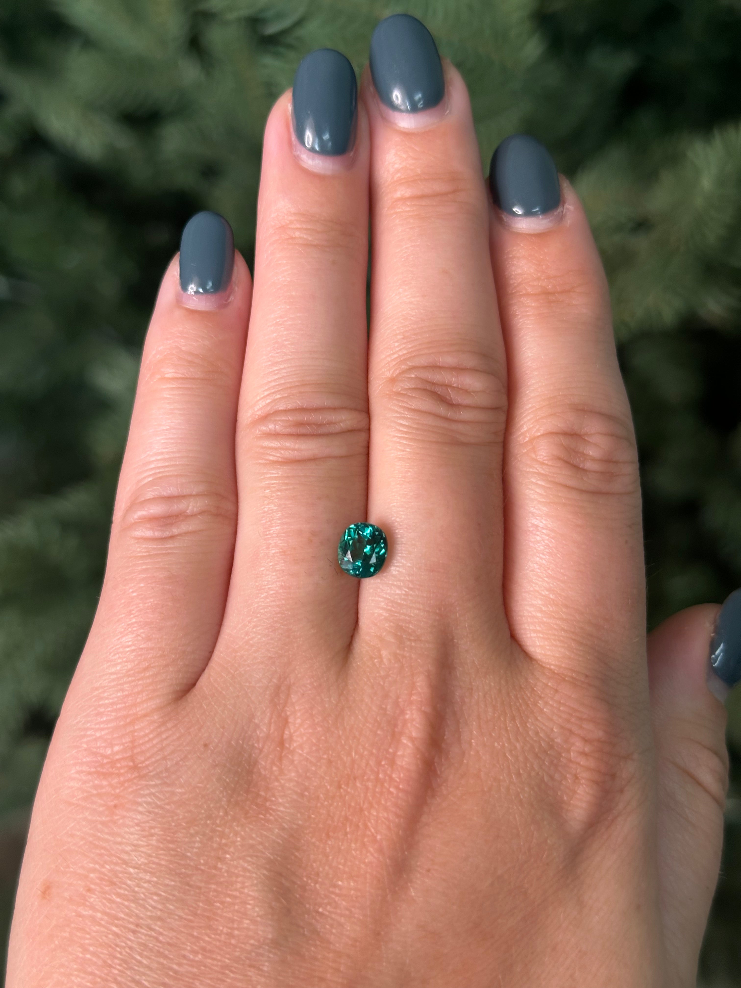 1.39ct 7.1x6.3mm CUSHION BRILLIANT CUT GREEN TOURMALINE-Staghead Designs
