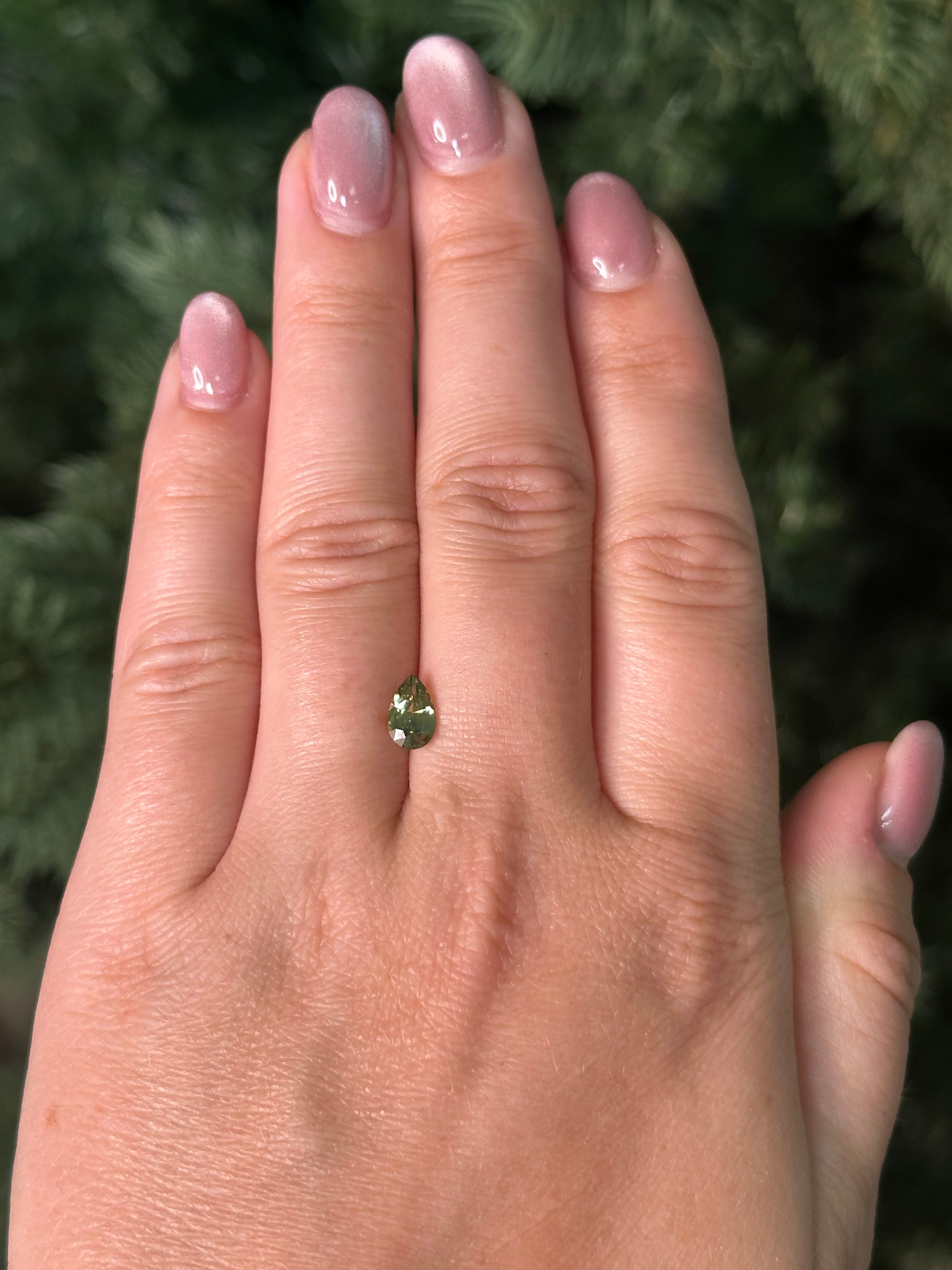 0.8ct 7x5x3.09mm PEAR BRILLIANT CUT NATURAL GREEN MONTANA SAPPHIRE-Staghead Designs