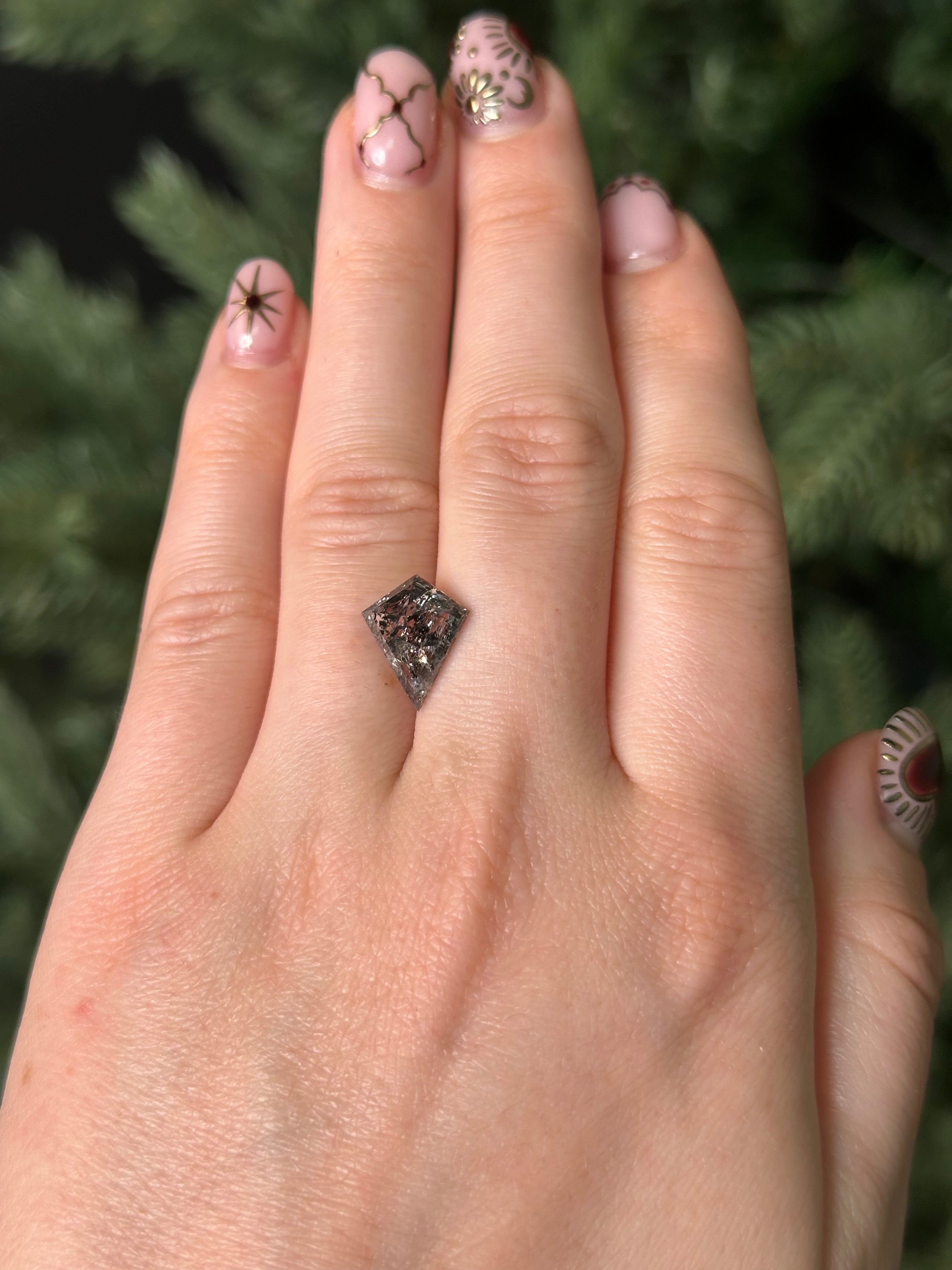 3.27ct 13.58x10.79x4.01mm KITE ROSECUT SALT & PEPPER DIAMOND-Staghead Designs