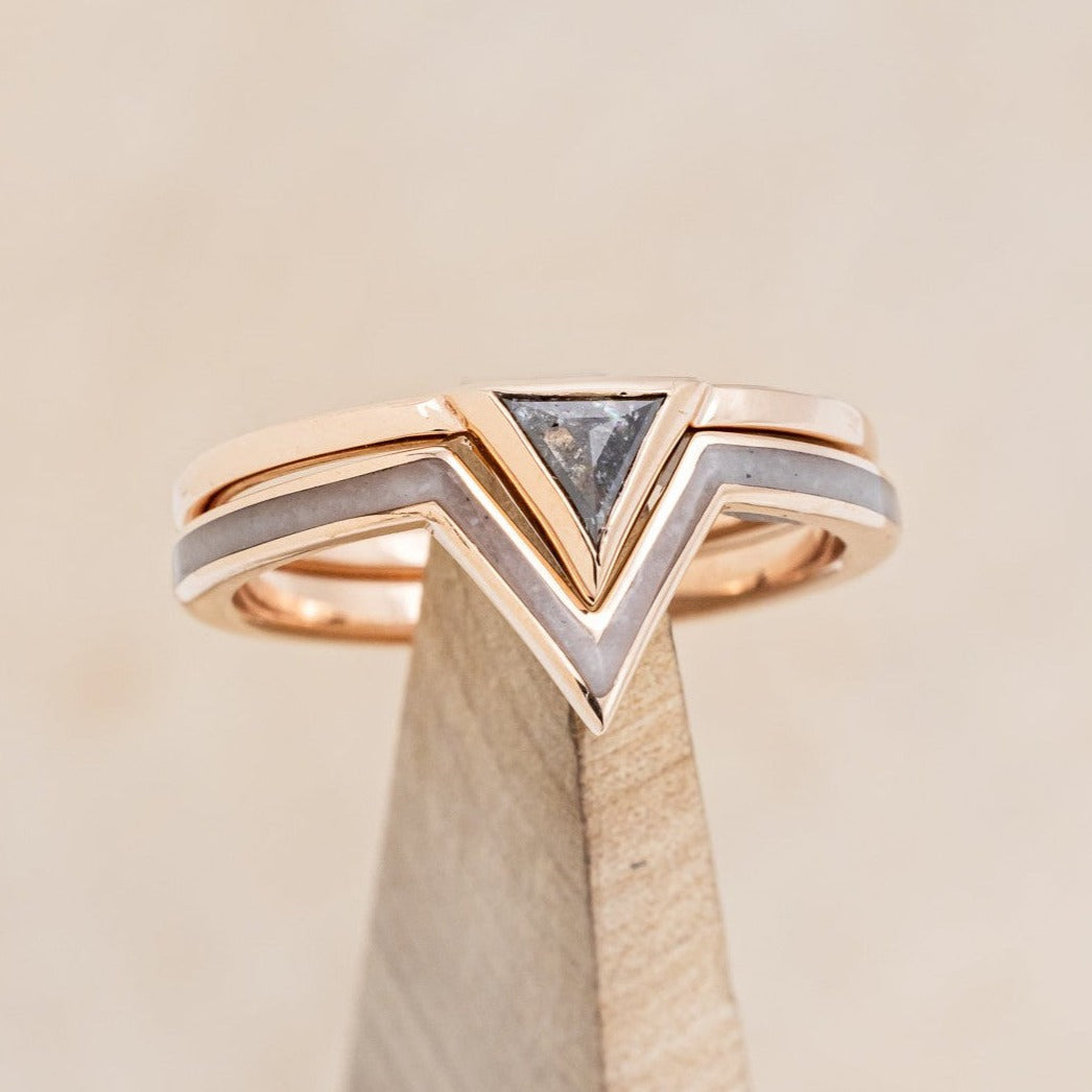 "JENNY FROM THE BLOCK" - TRIANGLE SALT & PEPPER DIAMOND ENGAGEMENT RING WITH GRANITE V-SHAPED TRACER-1