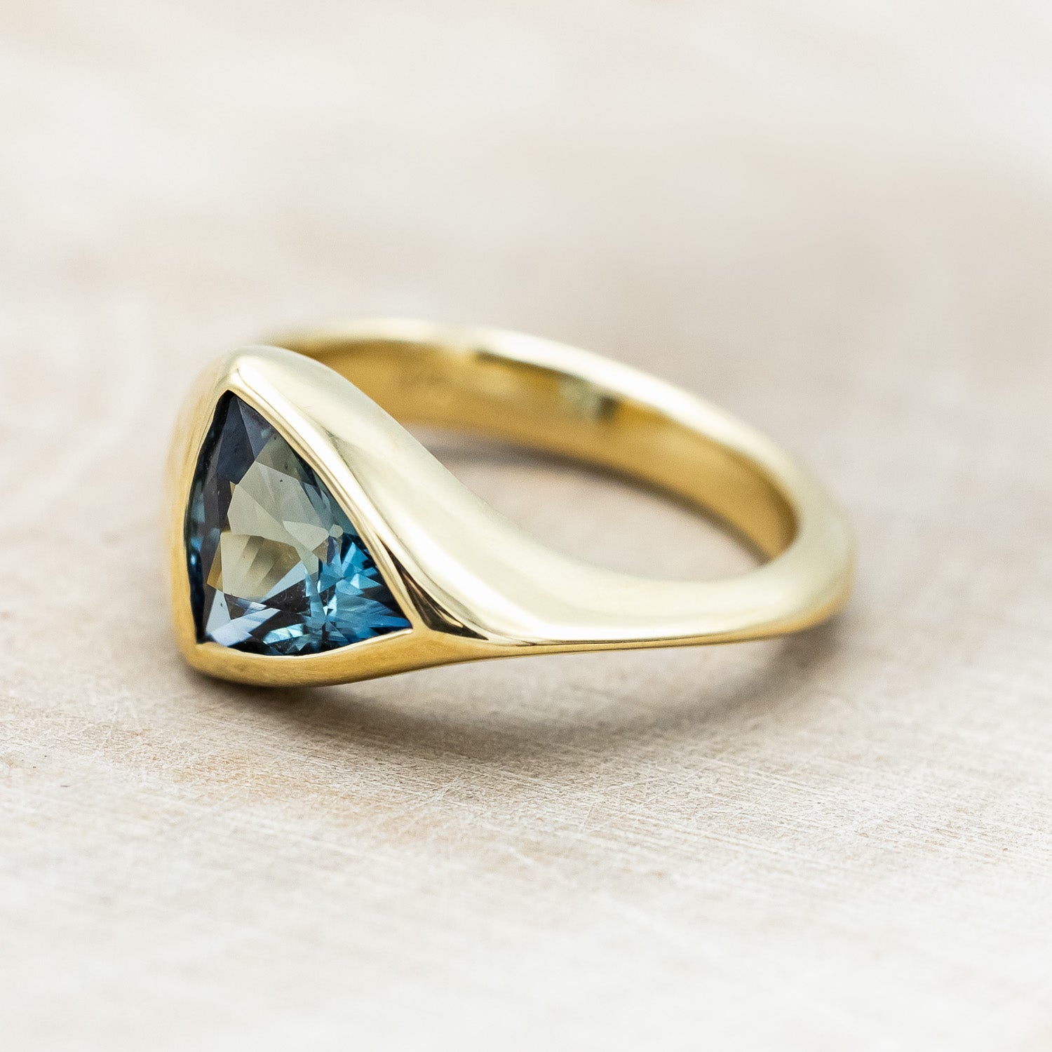 ONE-OF-A-KIND - "KATLAN" - HAND CARVED BEZEL SET TRILLION BLUE SAPPHIRE-Staghead Designs