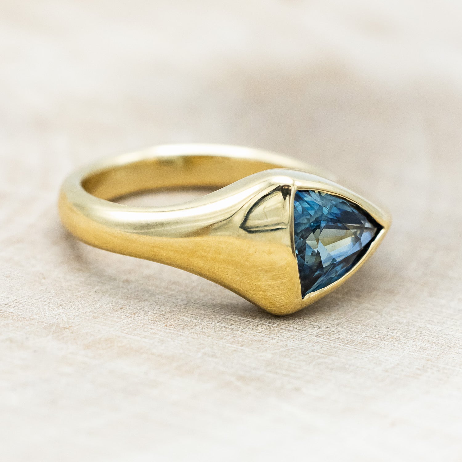 ONE-OF-A-KIND - "KATLAN" - HAND CARVED BEZEL SET TRILLION BLUE SAPPHIRE-Staghead Designs