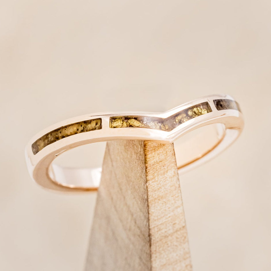 "KIDA" - V-SHARED WEDDING BAND WITH 3 INLAYS-Staghead Designs