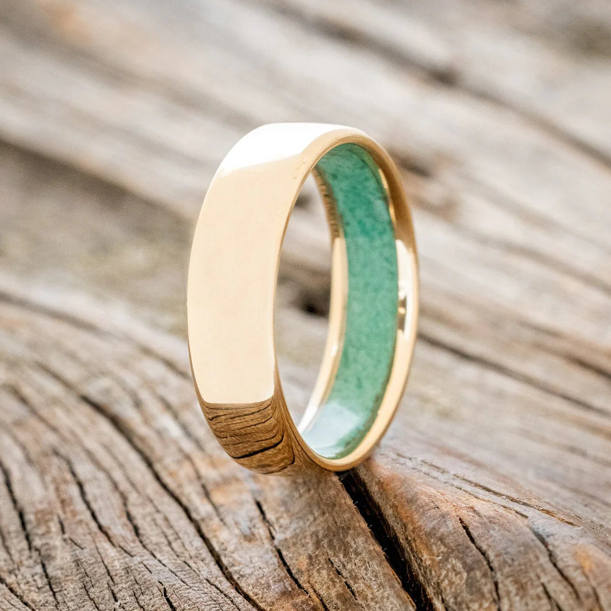 MALACHITE LINED WEDDING BAND - 14K YELLOW GOLD (6MM) - SIZE 7 1/2-Staghead Designs
