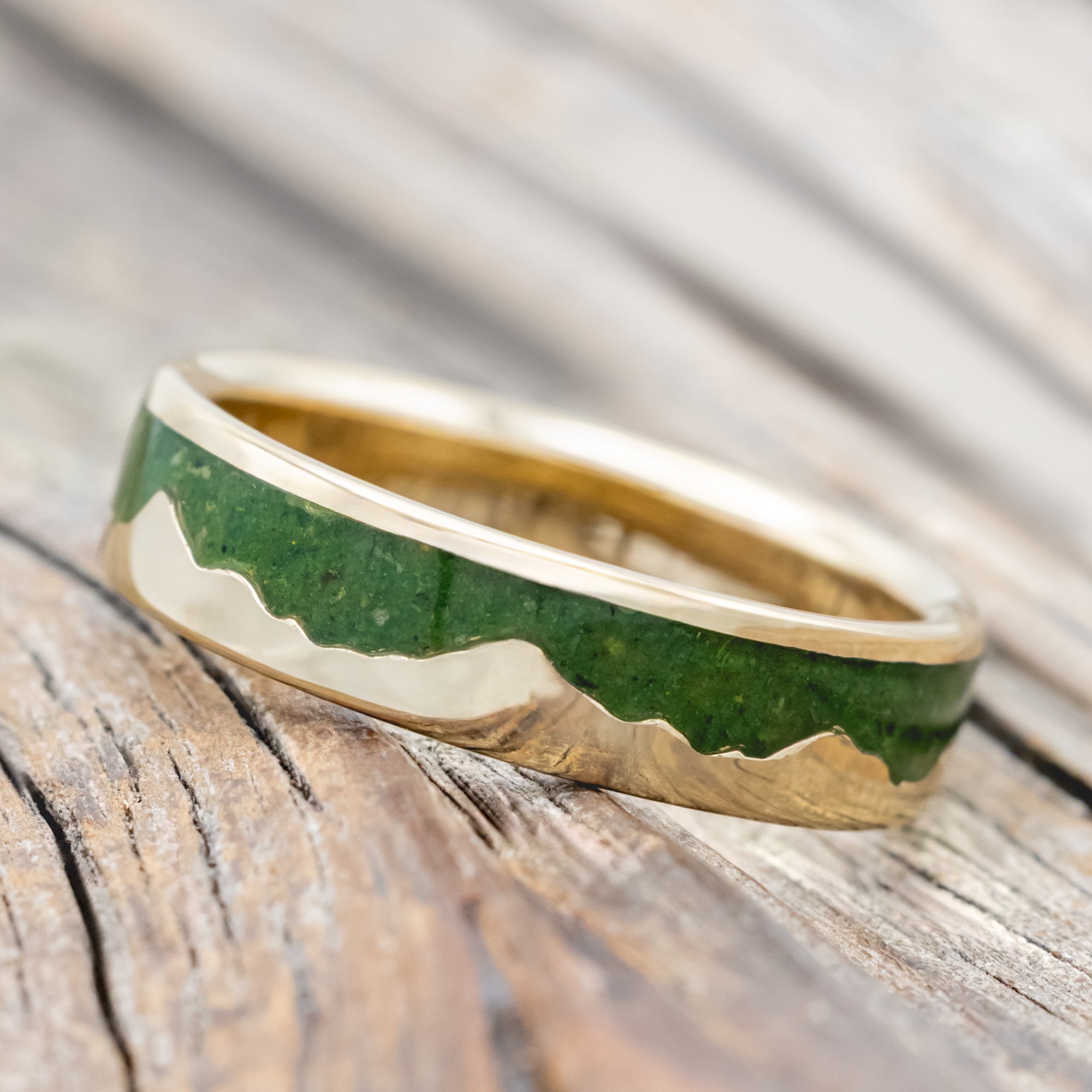 "HELIOS" - MOSS & 14K GOLD MOUNTAIN RANGE WEDDING BAND-Staghead Designs