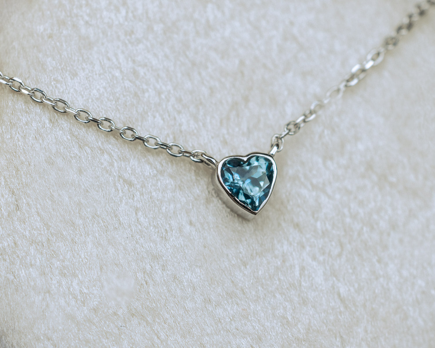 BEZEL SET HEART-CUT SAPPHIRE NECKLACE-Staghead Designs