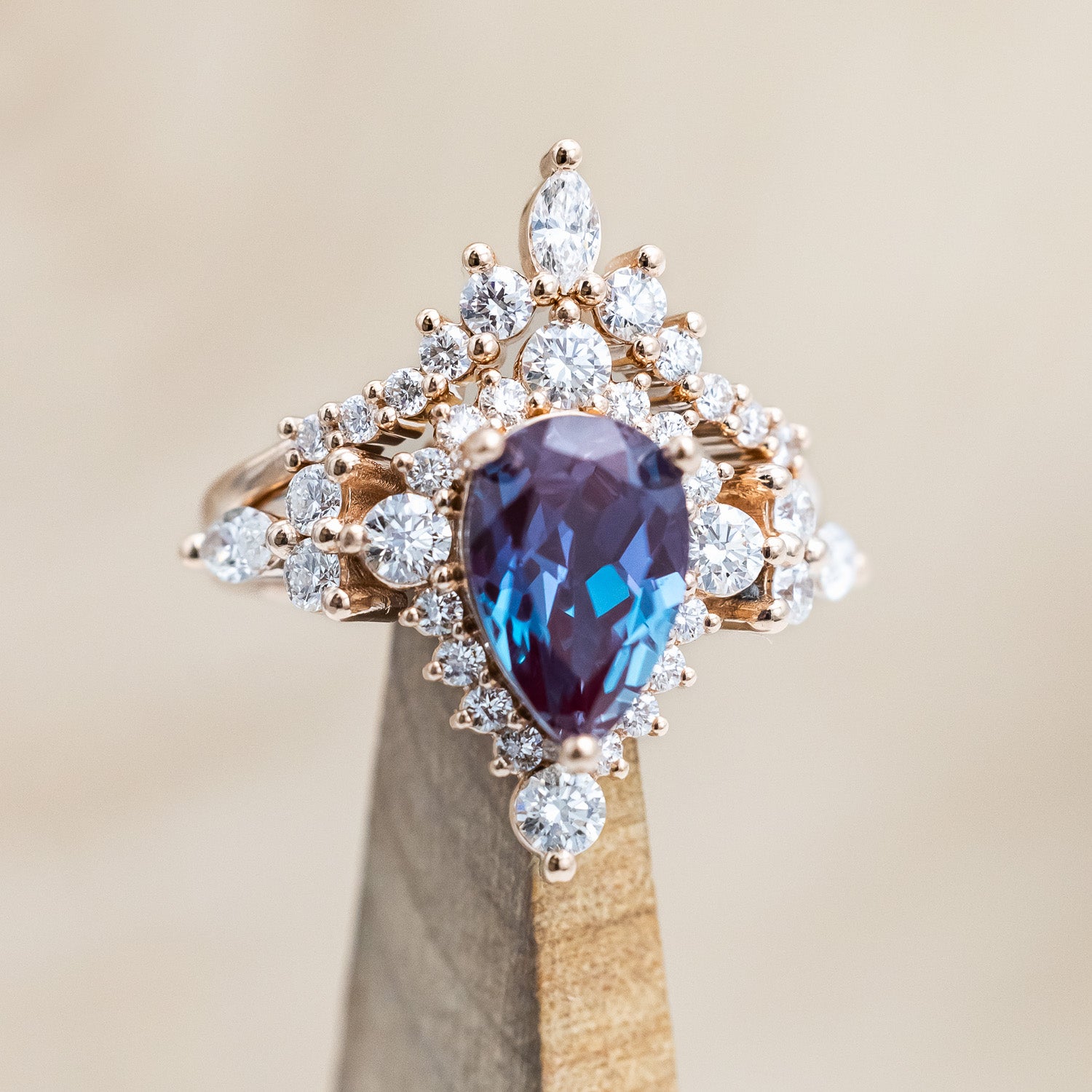 "ALICENT" - PEAR CUT LAB-GROWN ALEXANDRITE ENGAGEMENT RING SET WITH DIAMOND ACCENTS & "SAGE" TRACER-Staghead Designs