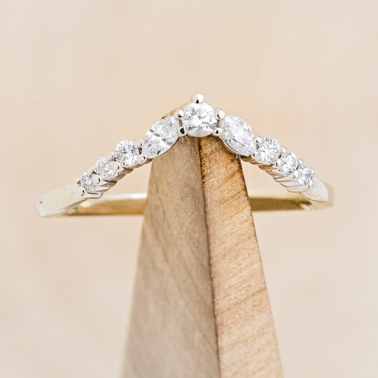 "REIGN" - MARQUISE DIAMOND TRACER-1