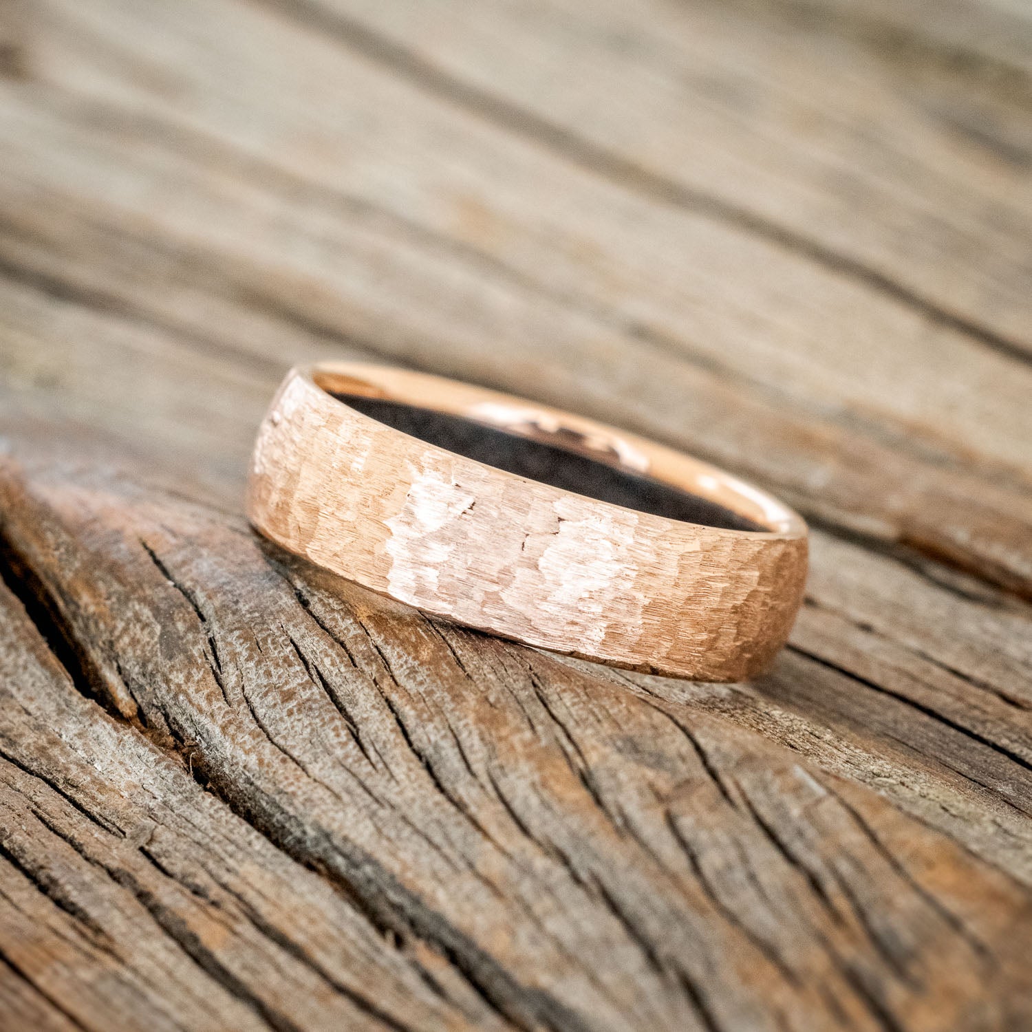 BLACK ONYX LINED WEDDING BAND WITH A HAMMERED FINISH-2