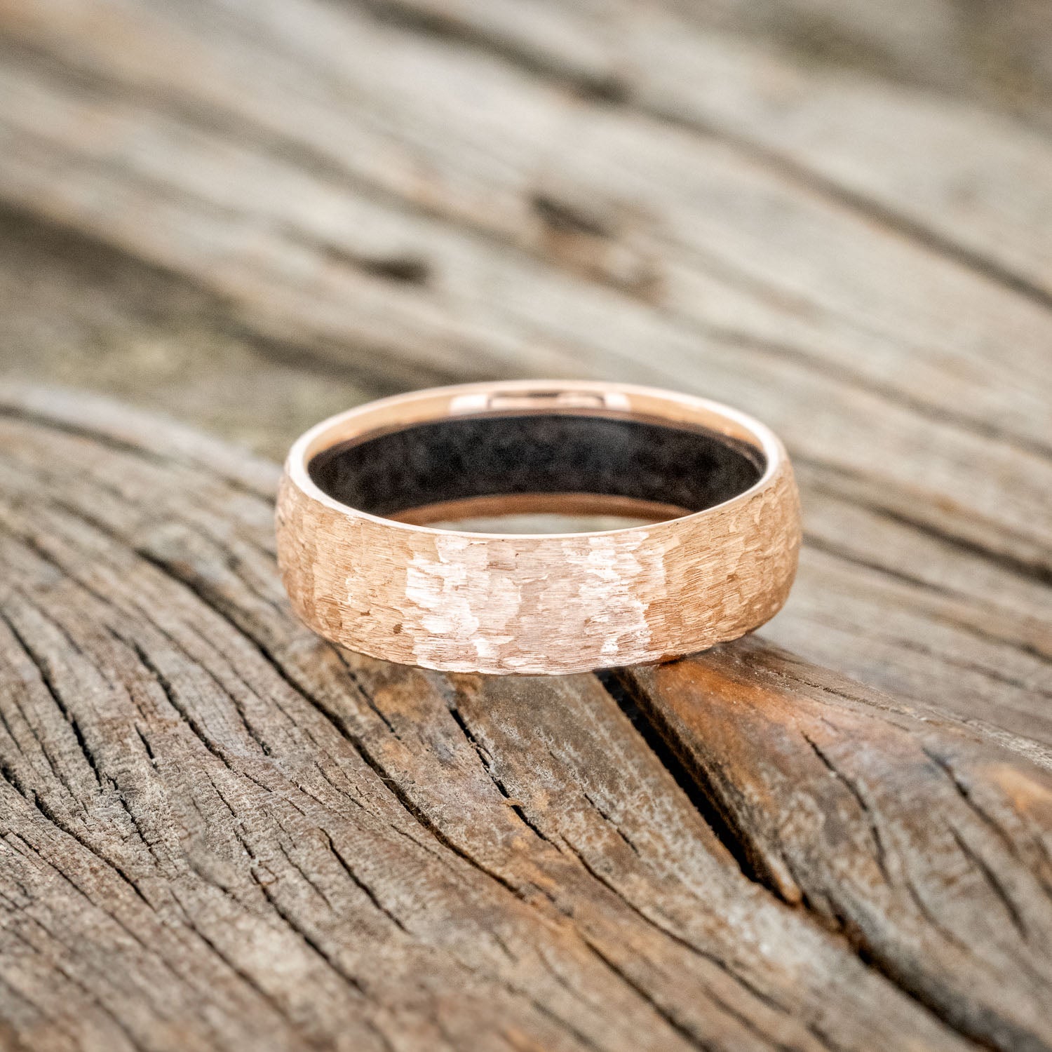 BLACK ONYX LINED WEDDING BAND WITH A HAMMERED FINISH-3