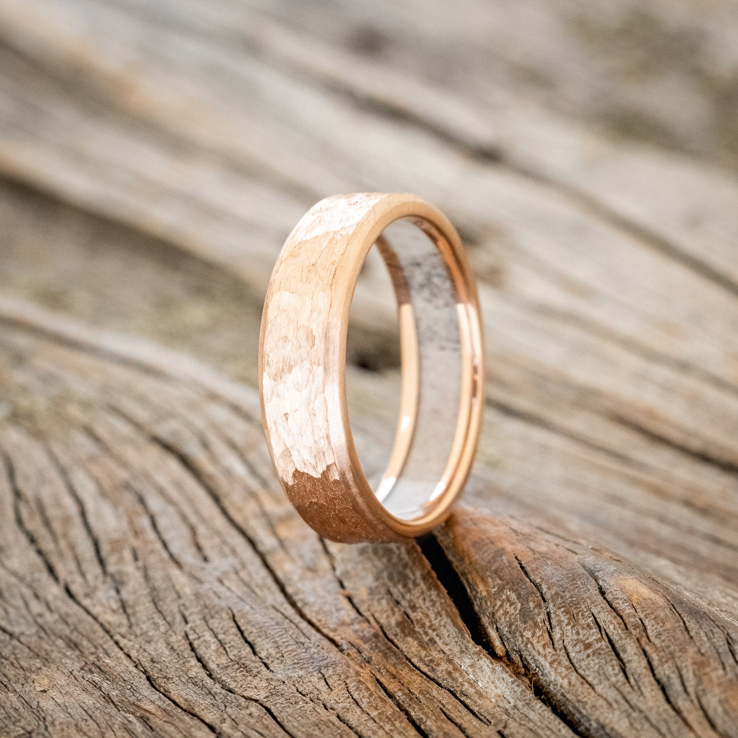 ANTLER LINED WEDDING RING FEATURING A HAMMERED 14K GOLD BAND-5