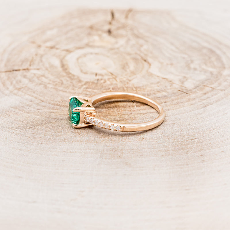 "AMARA" - LAB-GROWN EMERALD ENGAGEMENT RING WITH DIAMOND ACCENTS
