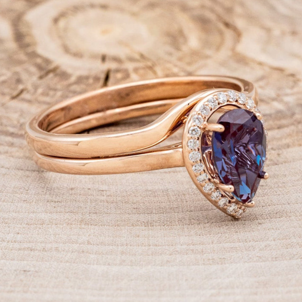 "CLARISS" - PEAR-SHAPED LAB-GROWN ALEXANDRITE ENGAGEMENT RING SET WITH DIAMOND ACCENTS & STACKER-2
