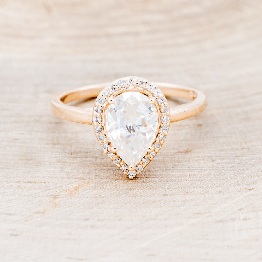 "CLARISS" - PEAR-SHAPED MOISSANITE ENGAGEMENT RING WITH DIAMOND HALO-10