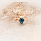 "CLARISS" - PEAR SHAPED LAB-GROWN ALEXANDRITE ENGAGEMENT RING WITH DIAMOND HALO & ANTLER TRACER-4