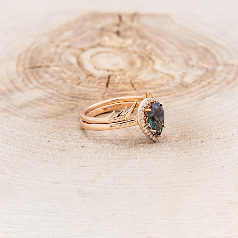 "CLARISS" - PEAR SHAPED LAB-GROWN ALEXANDRITE ENGAGEMENT RING WITH DIAMOND HALO & ANTLER TRACER-3