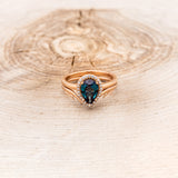 "CLARISS" - BRIDAL SUITE - PEAR SHAPED LAB-GROWN ALEXANDRITE ENGAGEMENT RING WITH DIAMOND HALO & TRACERS-19