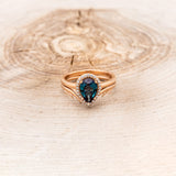 "CLARISS" - PEAR SHAPED LAB-GROWN ALEXANDRITE ENGAGEMENT RING WITH DIAMOND HALO & ANTLER TRACER-9