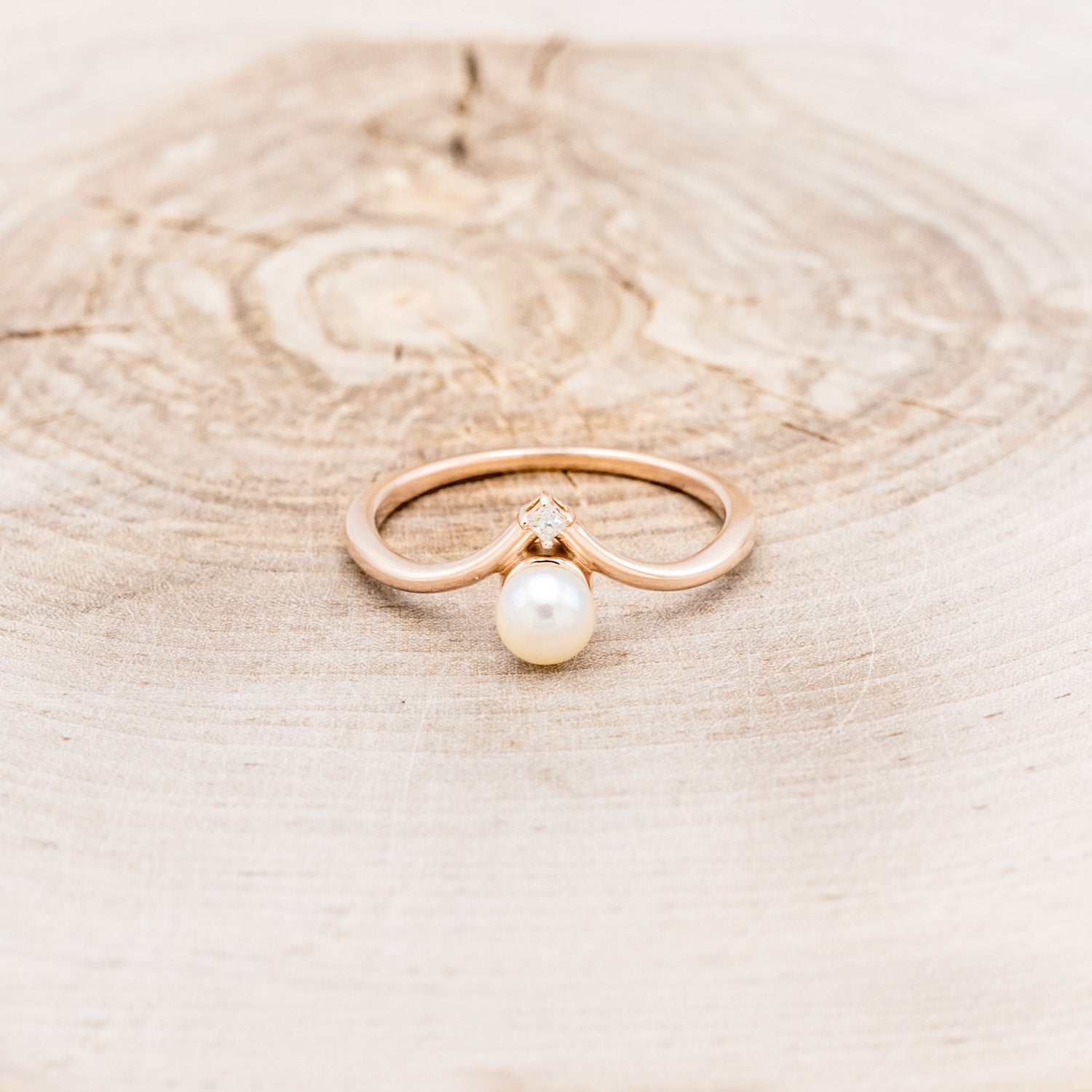 https://stagheaddesigns.com/cdn/shop/files/RGDIATRACERWRGPEARL_-5.jpg?v=1756140417&width=1500&utm_source=chatgpt.com