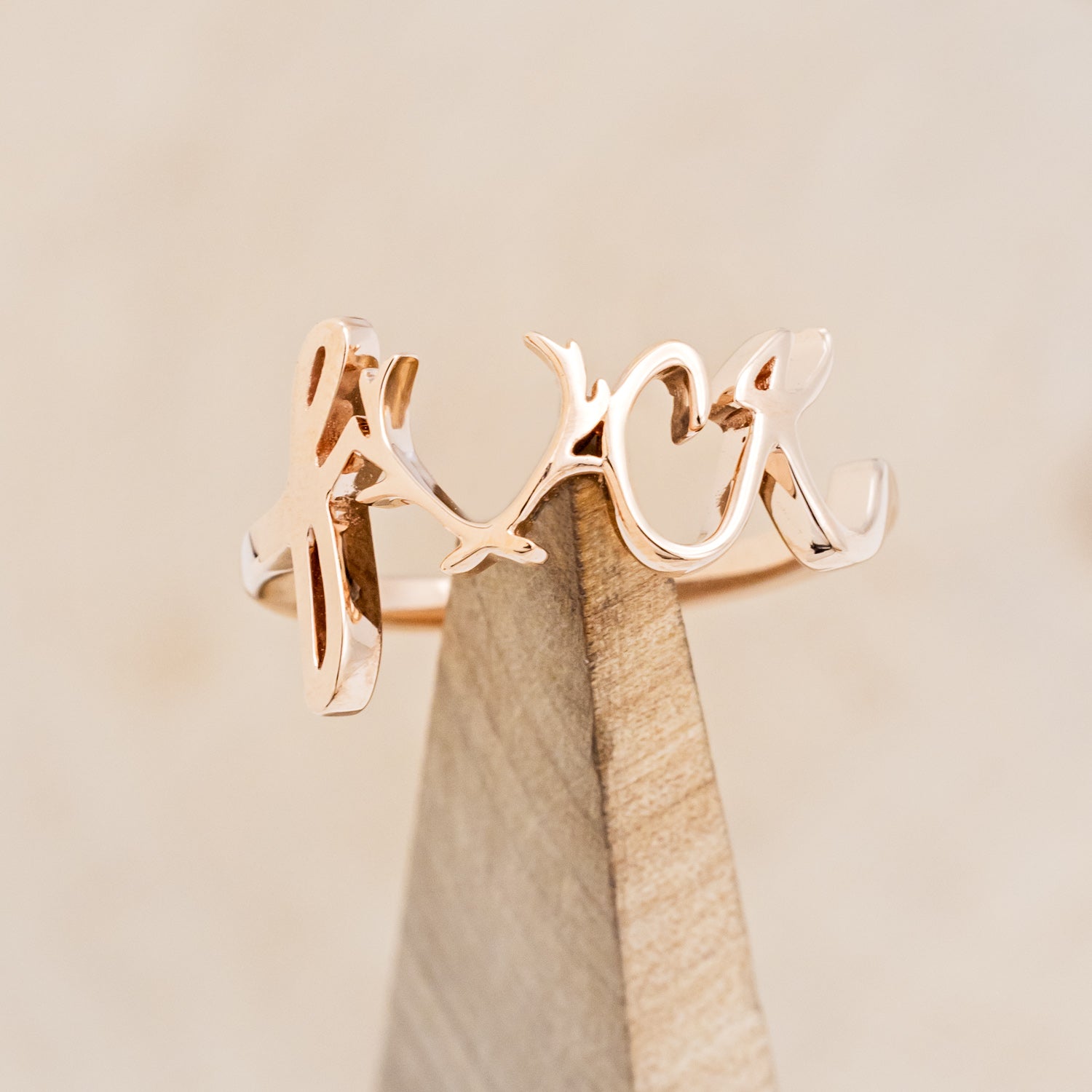 "EFFIE" - SCRIPT-STYLE BREAST CANCER AWARENESS RING-13