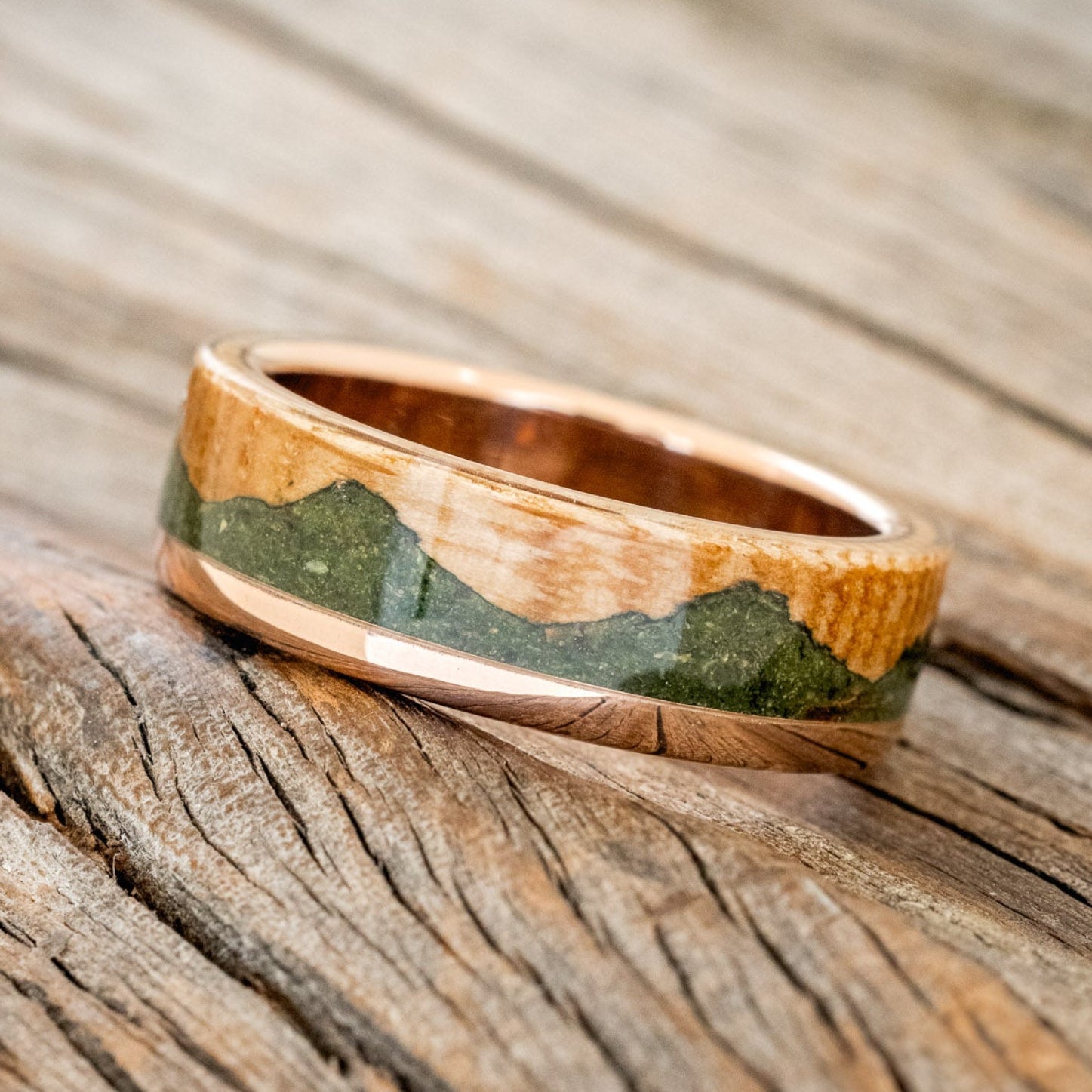 "EZRA" - WHISKEY BARREL OAK WITH MOSS WEDDING RING-11