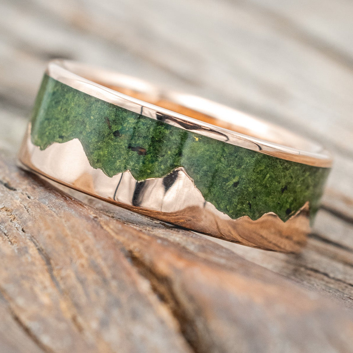 "Helios" - Moss Mountain Range Men's Wedding Band