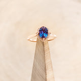 "JANE" - OVAL LAB-GROWN ALEXANDRITE ENGAGEMENT RING WITH DIAMONDS ACCENTS-Staghead Designs