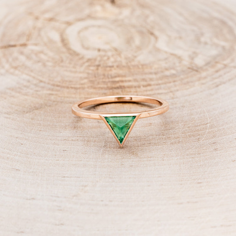 "JENNY FROM THE BLOCK" - TRIANGLE LAB-GROWN EMERALD ENGAGEMENT RING