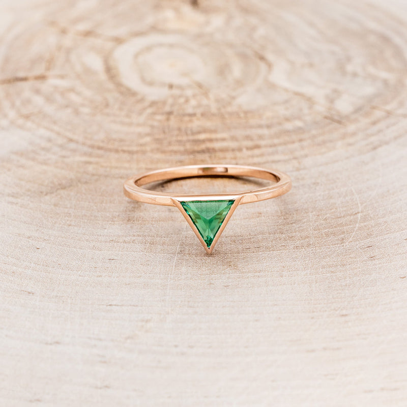 "JENNY FROM THE BLOCK" - TRIANGLE LAB-GROWN EMERALD ENGAGEMENT RING-10