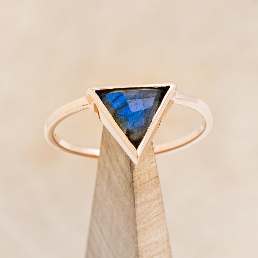 "JENNY FROM THE BLOCK" - TRIANGLE LABRADORITE ENGAGEMENT RING WITH V-SHAPED DIAMOND BAND-6