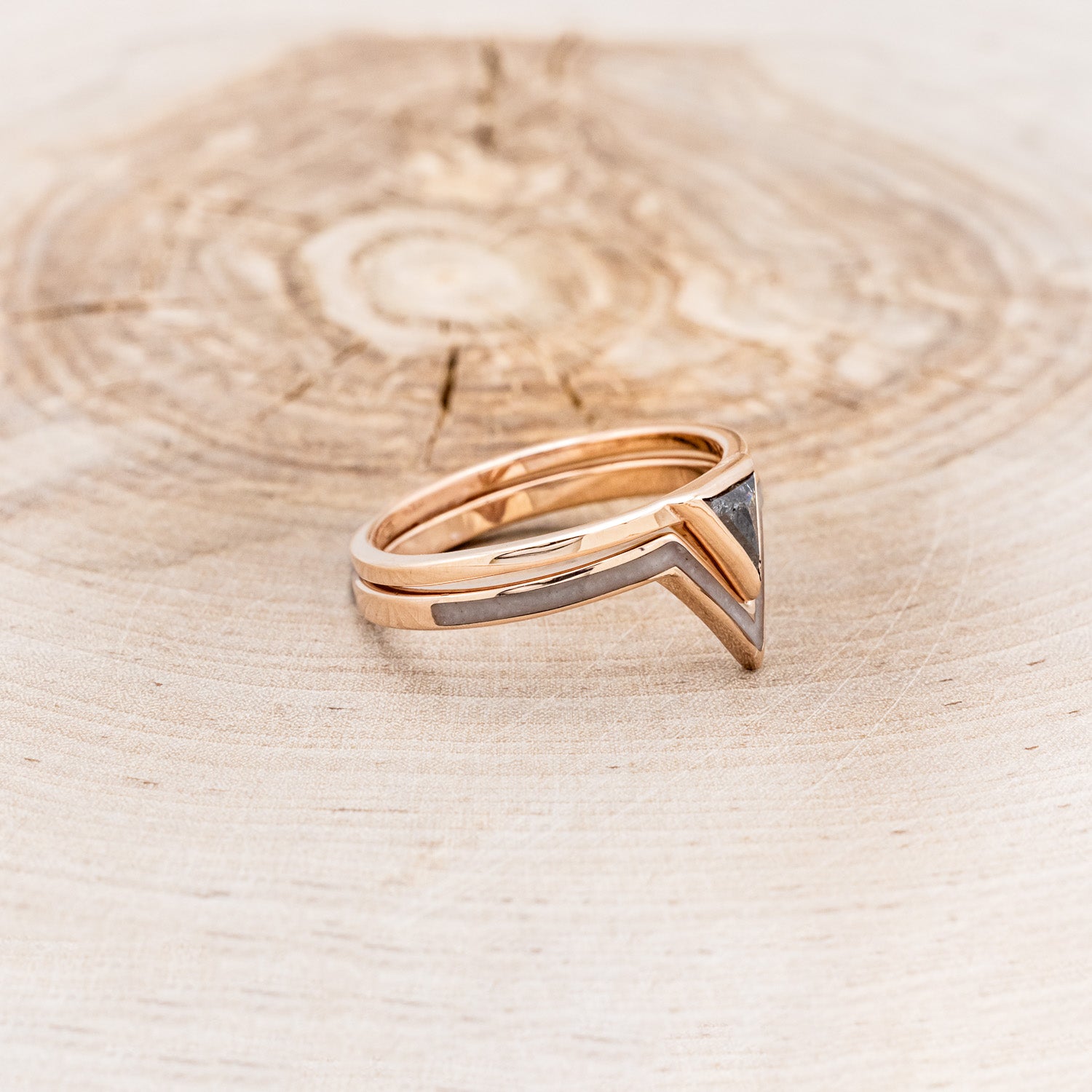 "JENNY FROM THE BLOCK" - TRIANGLE SALT & PEPPER DIAMOND ENGAGEMENT RING WITH GRANITE V-SHAPED TRACER-2