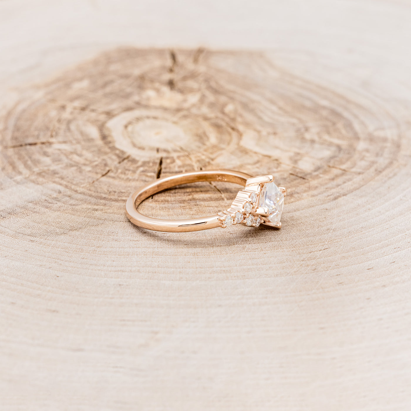 Layla engagement ring deals