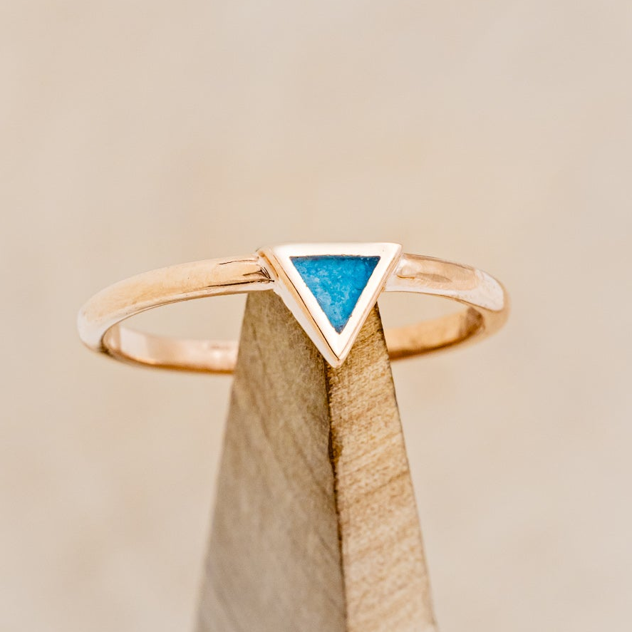 "MERA" - CRUSHED TURQUOISE ENGAGEMENT RING WITH A DIAMOND V-SHAPED TRACER-Staghead Designs
