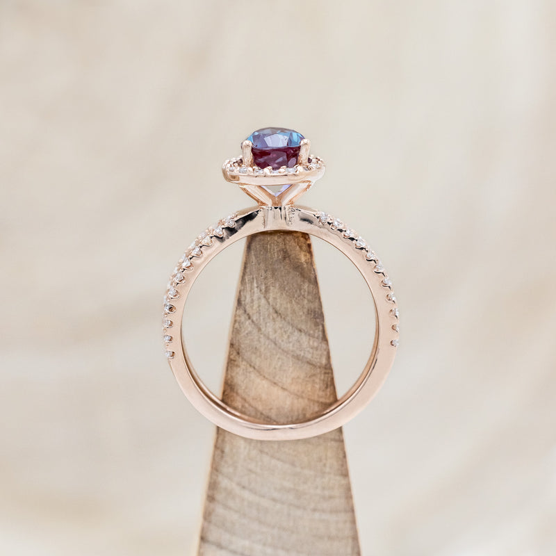 "NALA" - PEAR-SHAPED LAB-GROWN ALEXANDRITE ENGAGEMENT RING WITH DIAMOND HALO & ACCENTS-Staghead Designs