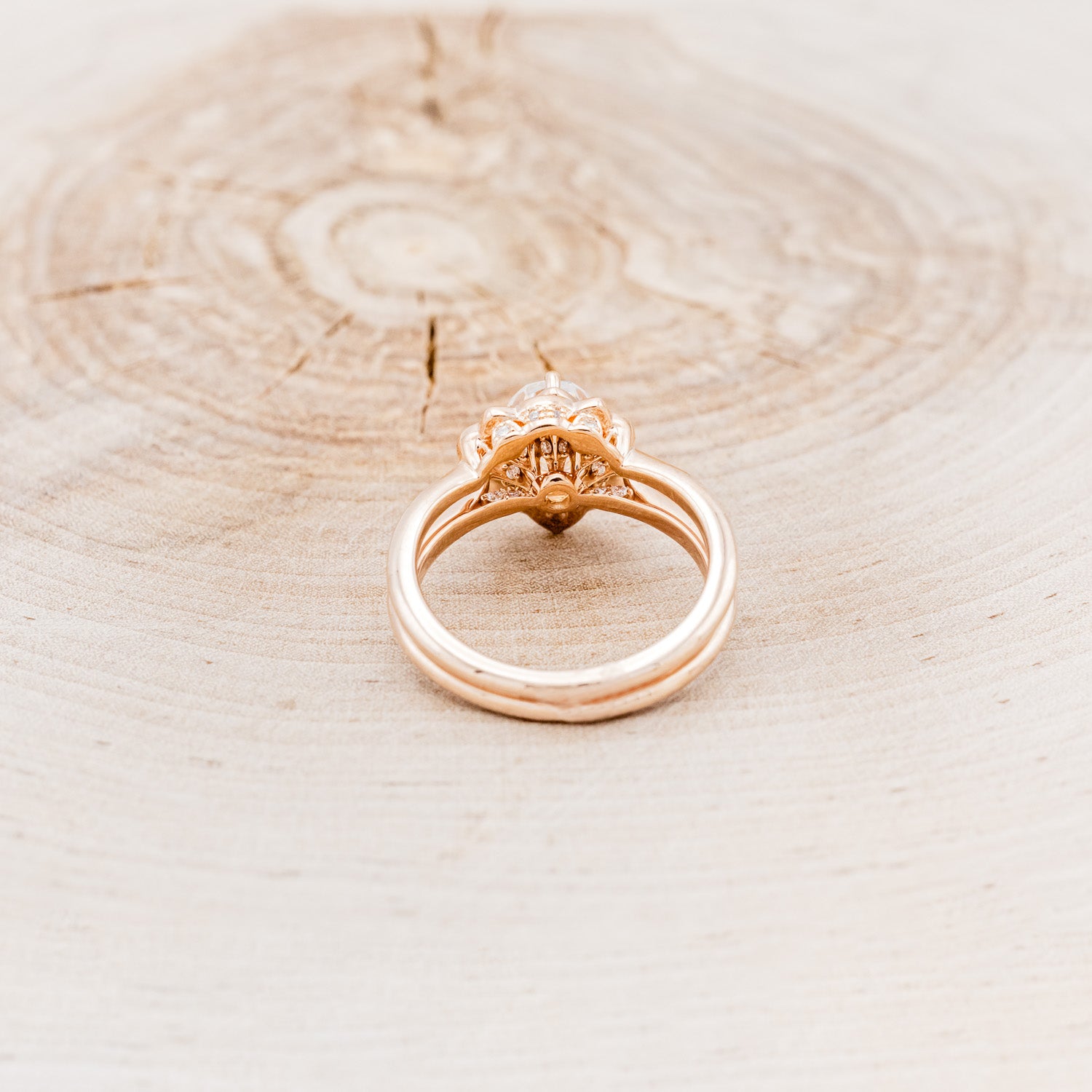 "JANE" - OVAL CUT MOISSANITE ENGAGEMENT RING WITH DIAMOND ACCENTS & TRACER-5