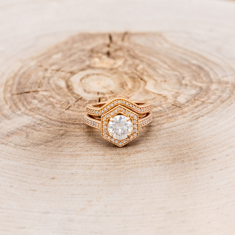 "ODESSA" - ROUND CUT MOISSANITE ENGAGEMENT RING WITH DIAMOND ACCENTS & TRACER