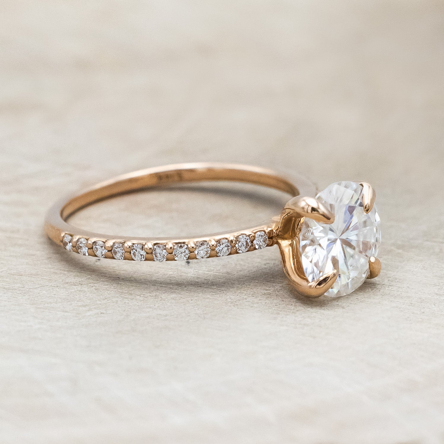 "RAMONA" - (2ct) 4 PRONG ROUND CUT MOISSANITE ENGAGEMENT RING WITH DIAMOND ACCENTS