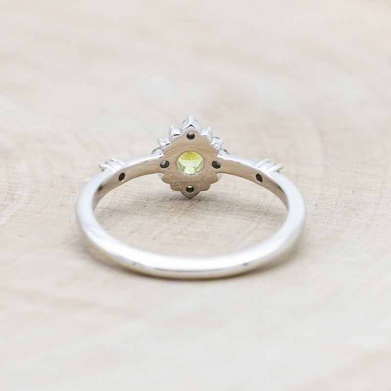 "STARLA" - ROUND CUT PERIDOT ENGAGEMENT RING WITH STARBURST DIAMOND HALO-Staghead Designs