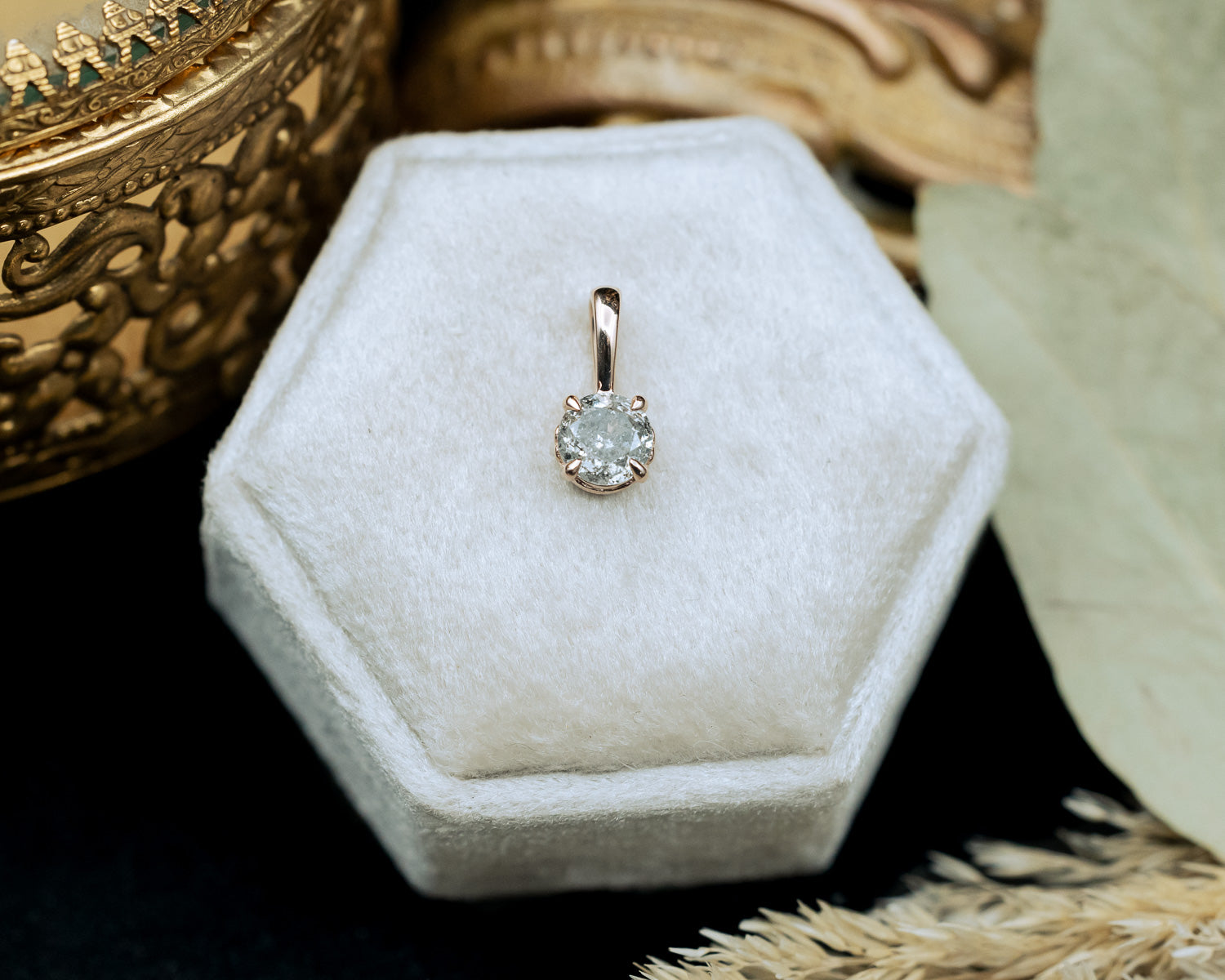 "Rosemary" a vintage-style solitaire pendant with a sculptural-inspired 4 prong setting