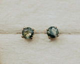 ROUND MOSS AGATE STUD EARRINGS IN 14K GOLD-1