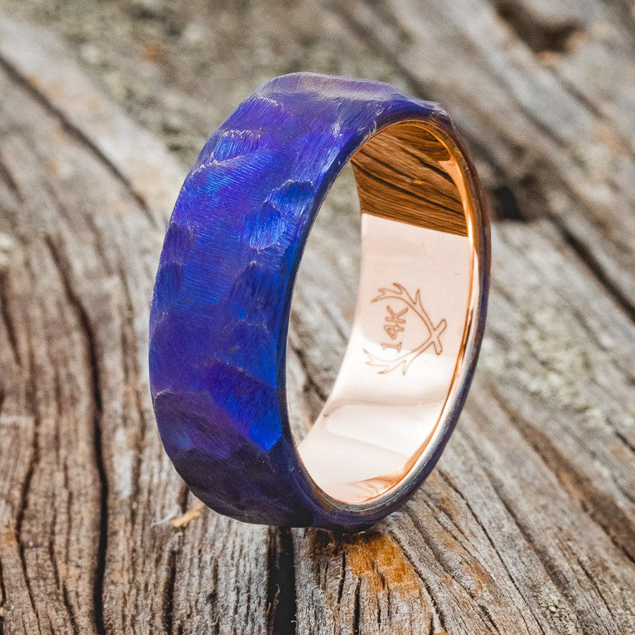 SEASCAPED FINISH & FIRE-TREATED TITANIUM WEDDING RING FEATURING A 14K GOLD BAND-1